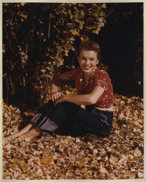 Original 8 x 10 Photograph of Marilyn Monroe Taken by Andre de Dienes in 1945 With de Dienes Backstamp